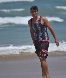 Beach Rats 2 5c5bc3dd20708.jpg