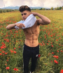 Gay Tube Solo & Twink Shirtless 5f83a1a9bf316.jpg