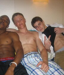 Shirtless Boys Gay Tube Spring Break 5f8e0ec55c1dc.jpg