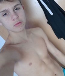 German young Boy  5c544f906d4f4.jpg