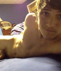 Hot guys, fun art, Nice shots 5e248c2cd5f8f.jpg