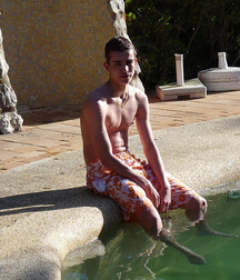 Sexy Young Men Posing, mostly non-nude 5ef4d955282a1.jpg