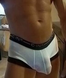 Cute Boys in Trunks, Briefs, Speedos, no porn 5efe03d504029.jpg