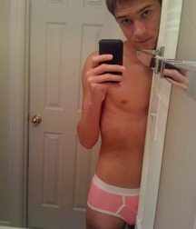 Internet Friends and Lovers, Boys Porn 5f242be30798f.jpg