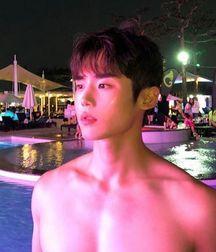 handsome  5d54e017c995f.jpg