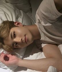Handsome 2 fckpcy 5d5e4d7535428.jpg