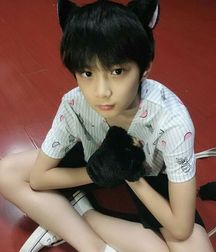 fckpcy: Handsome 4 5d70b0c5ed46e.jpg