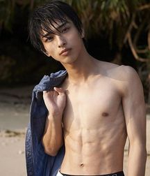 handsome asian guys 5db99cbdac437.jpg