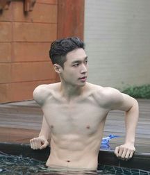 Handsome Asian Guys 2 5dc7d1e5ad6a1.jpg