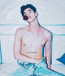 fckpcy: shirtless asian guys 3