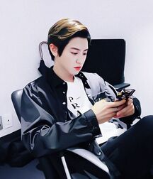 Handsome 17 by fckpcy 5eafca0776c26.jpg