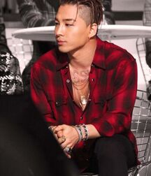 Handsome 19 by fckpcy 5ec77bf6a0de8.jpg