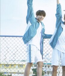 handsome 48 61d16ec5cf3b2.jpg
