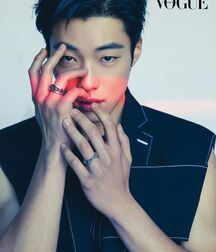 Handsome 49 626fd4627287e.jpg