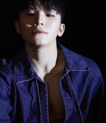 Handsome 49 626fd477ea4dd.jpg