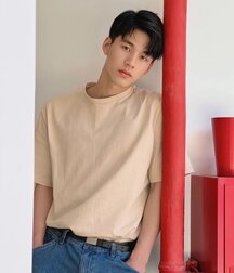 Handsome 49 626fd4a8d7d10.jpg