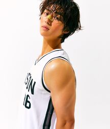 Handsome 49 626fd4b51f4f6.jpg
