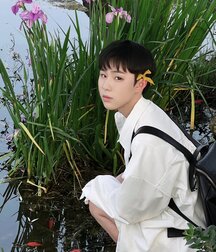 Handsome 49 626fd4bbc6be0.jpg