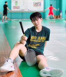 Handsome 49 626fd4c9d5e4c.jpg