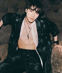 Handsome 49 626fd4ccb48d5.jpg