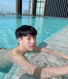 handsome 50 627907f6dbb13.jpg