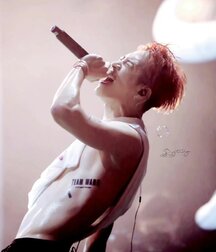 handsome 50 62790857ba336.jpg