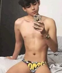 Beauties selfie boys porn 5f0d5e0e896a6.jpg