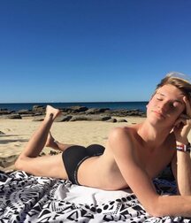 Beauties 2 Gay Tube Sexy 5f66a367b2ca9.jpg