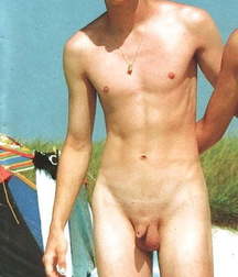 Boys 1 5dcff968241cd.jpeg