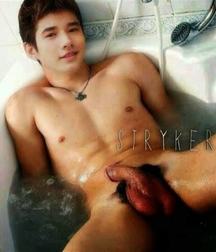 Cute guys  5c7d201595722.jpeg
