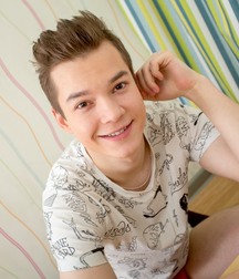 Adam und sein Dildo 5d5c37a8c8887.jpg