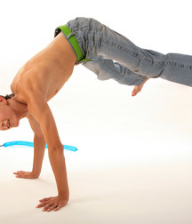 Robby ejakuliert 5d7142c465c2f.jpg