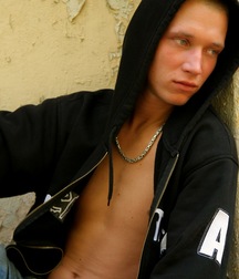 Nilo spritzt los wer will nicht seine Eier massieren 5d99080346634.jpg