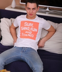 Jack wer will nicht seine Füsse und sein Glied küssen 5d9f4f18a39ec.jpg