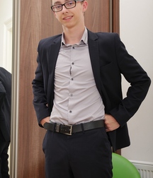Brad und sein langer Ficker 5db4826a0276a.jpg