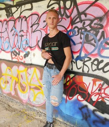 Oliver 5dc7f34d50ff9.jpg