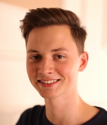Max 5dcb0937d97c5.jpg
