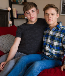 Boys ficken sich zum Höhepunkt 5de0091549ae0.jpg