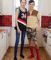 Boys ficken sich die Spermien raus 5e0b4893797a4.jpg