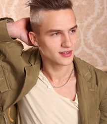 Anthony - solo gay porn 5ed39653945b5.jpg