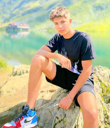 Gay Tube Heiße Junge Männer 5fedd87117ea7.jpg