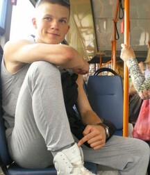 Twink Tube Heisse junge Männer  605730536ab4a.jpg