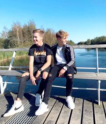 Gay Boys Tube Heisse junge Männer 6086bfa814abe.jpg