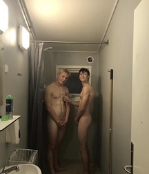 Dies und das boys porn 608e9885c1ea8.jpg