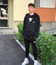 Heisse junge Männer Gay Tube Boy 60a6a9f2ef4de.jpg