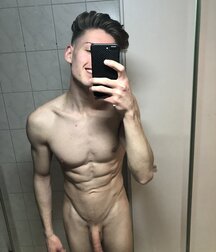 Gay Porn Heisse junge Männer 60a8f2671643e.jpg