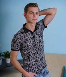 Tommy spritzt ab twink tube 6121136297d69.jpg