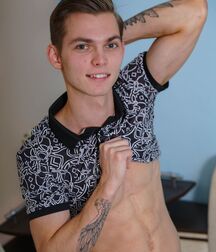 Tommy spritzt ab twink tube 61211383b6421.jpg
