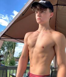 Gay Porn Heisse junge Männer 614238cc782a0.jpg