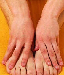 Harold wird hart und ist fickbereit 616aed0389932.jpg